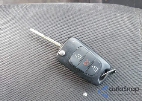 2011 Kia Soul ! из США, поврежденный, VIN KNDJT2A20B7238982